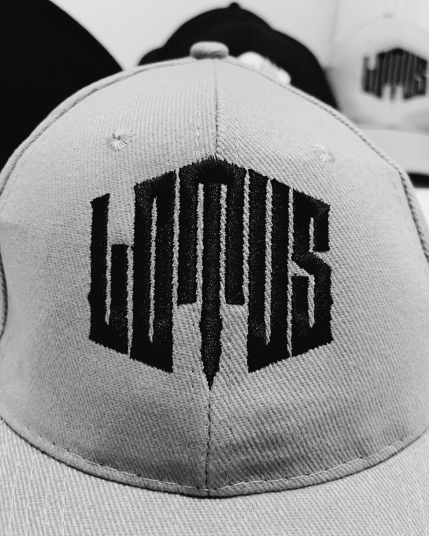 Cappello con visiera Light Grey