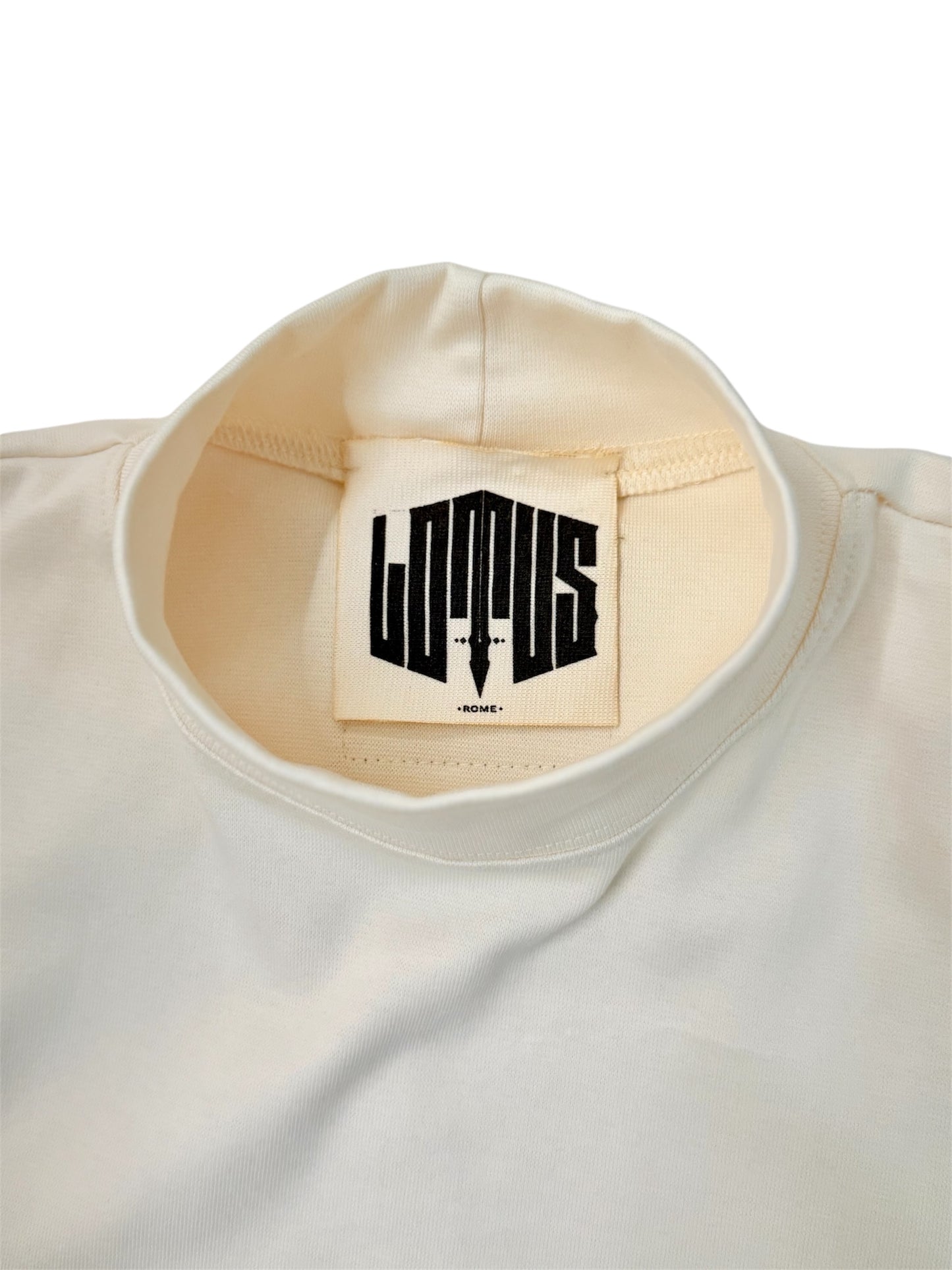 Minimal Chic Lotus Rome