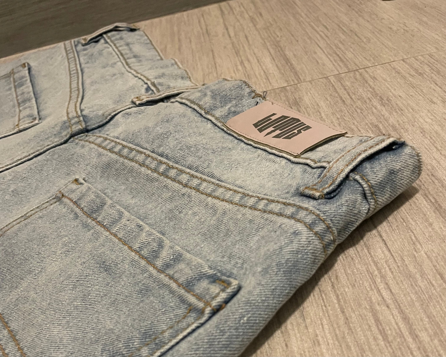 Pantaloni corti Denim
